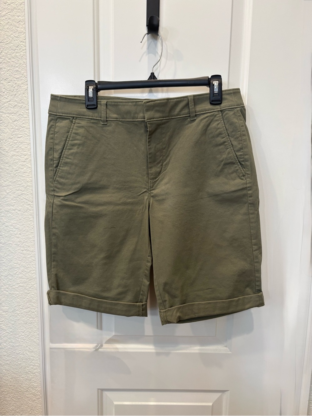 LOFT Olive Green Cuffed Bermuda Shorts - Picture 9 of 11